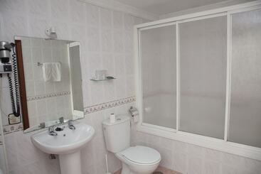 Hostal Paris