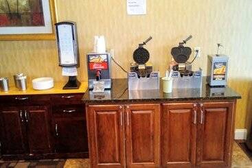 Astoria Hotel & Suites   Glendive