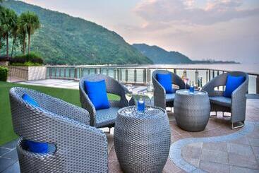 هتل Auberge Discovery Bay Hong Kong
