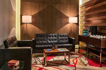 هتل Auberge Discovery Bay Hong Kong