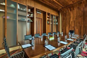 هتل Auberge Discovery Bay Hong Kong