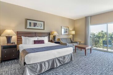 هتل Best Western Plus Bayside
