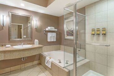 هتل Best Western Plus Bayside