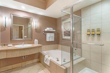 هتل Best Western Plus Bayside
