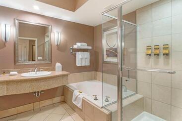 هتل Best Western Plus Bayside