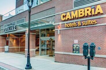 Cambria Hotel White Plains   Downtown