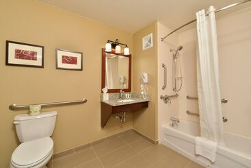 هتل Comfort Suites