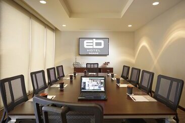Eb Hotel Miami Airport