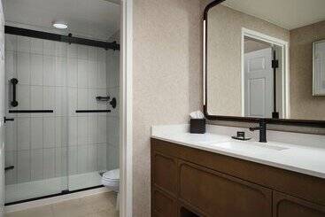 هتل Flor Tampa Downtown, Tapestry Collection By Hilton