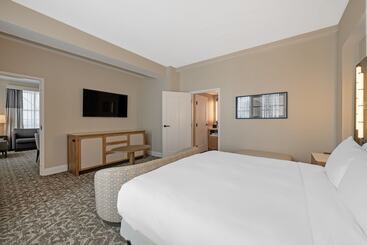 هتل Flor Tampa Downtown, Tapestry Collection By Hilton