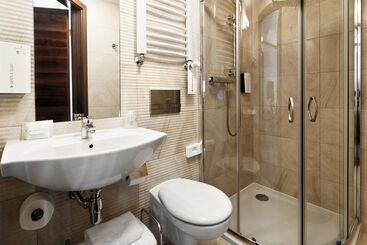 هتل Golden Tulip Krakow City Center