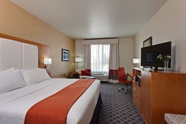 هتل Holiday Inn Express North Hollywood   Burbank Area, An Ihg