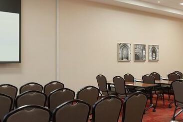 هتل Hyatt Place Chicago South/university Medical Center