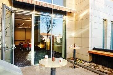 هتل Ibis Istanbul Esenyurt