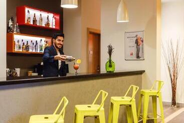 هتل Ibis Istanbul Esenyurt