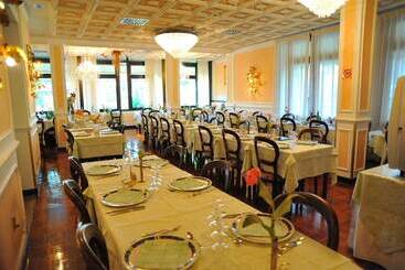 هتل Savona