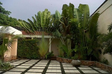 The Orchard Cebu Hotel & Suites