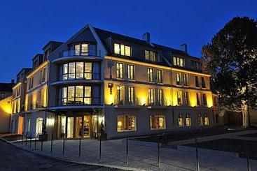 هتل Villa Lara