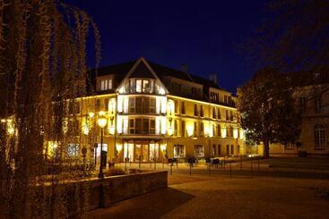 هتل Villa Lara