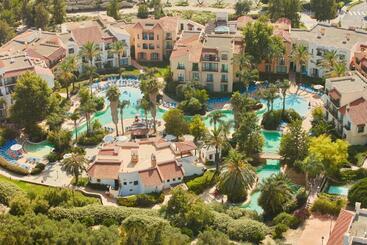 هتل اسرارآمیز Roulette de Portaventura World