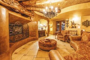 Adobe Grand Villas