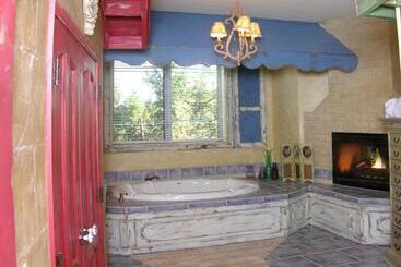 Adobe Grand Villas