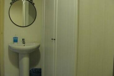 هاستل Hostal Elkano