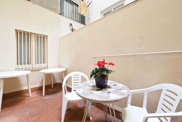 هاستل Hostal Elkano