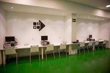 Bbk Bilbao Good Hostel