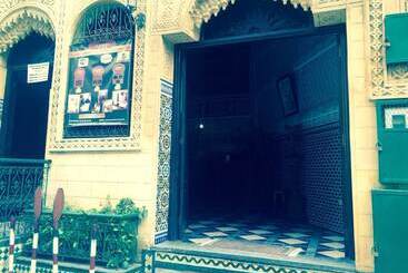هتل Al Mamoun