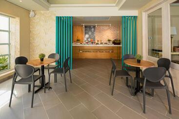 هتل Casa Marina Beach & Reef All Inclusive