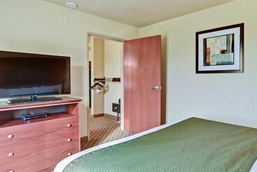 ホテル Cobblestone Inn & Suites  Rugby
