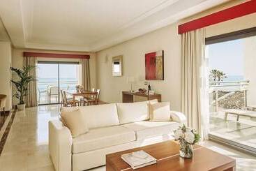 Estepona Hotel & Spa Resort