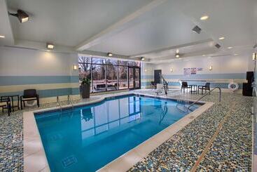 هتل Hilton Garden Inn Durham/university Medical Center