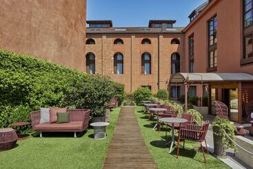 هتل Hyatt Centric Murano Venice