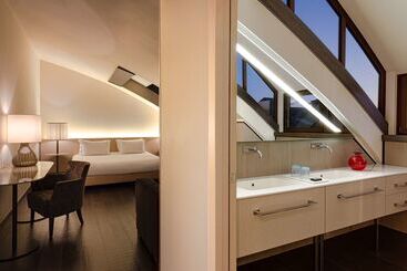 هتل Hyatt Centric Murano Venice
