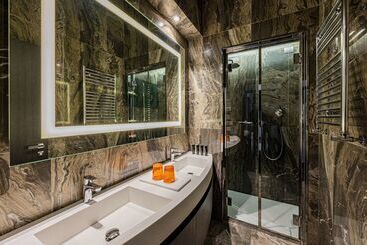 هتل Hyatt Centric Murano Venice