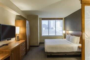 هتل Hyatt Place Charlotte Downtown