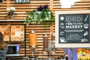 هتل Ibis Girona