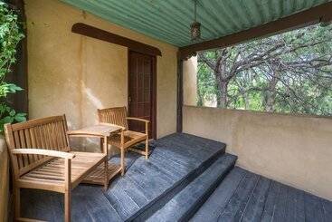 هتل Inn On La Loma Plaza