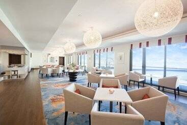 Ja Ocean View Hotel, Jumeirah Beach Dubai