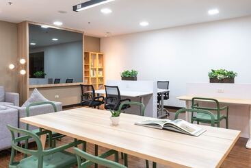 هتل Jasmine Grande Residence