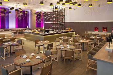هتل The Level At Melia Barcelona Sky