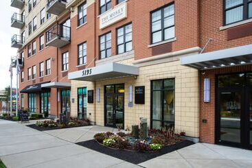 هتل The Mosey Buffalo Williamsville, Tapestry Collection By Hilton