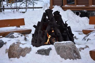 هتل The Viking Lodge   Downtown Winter Park Colorado