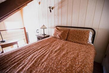هتل The Viking Lodge   Downtown Winter Park Colorado