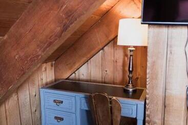 هتل The Viking Lodge   Downtown Winter Park Colorado