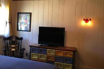 هتل The Viking Lodge   Downtown Winter Park Colorado