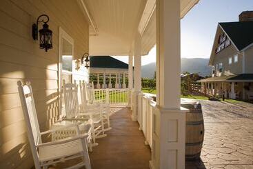 Отель Wine Country Inn Palisade