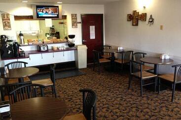 مُتل Brentwood Inn & Suites